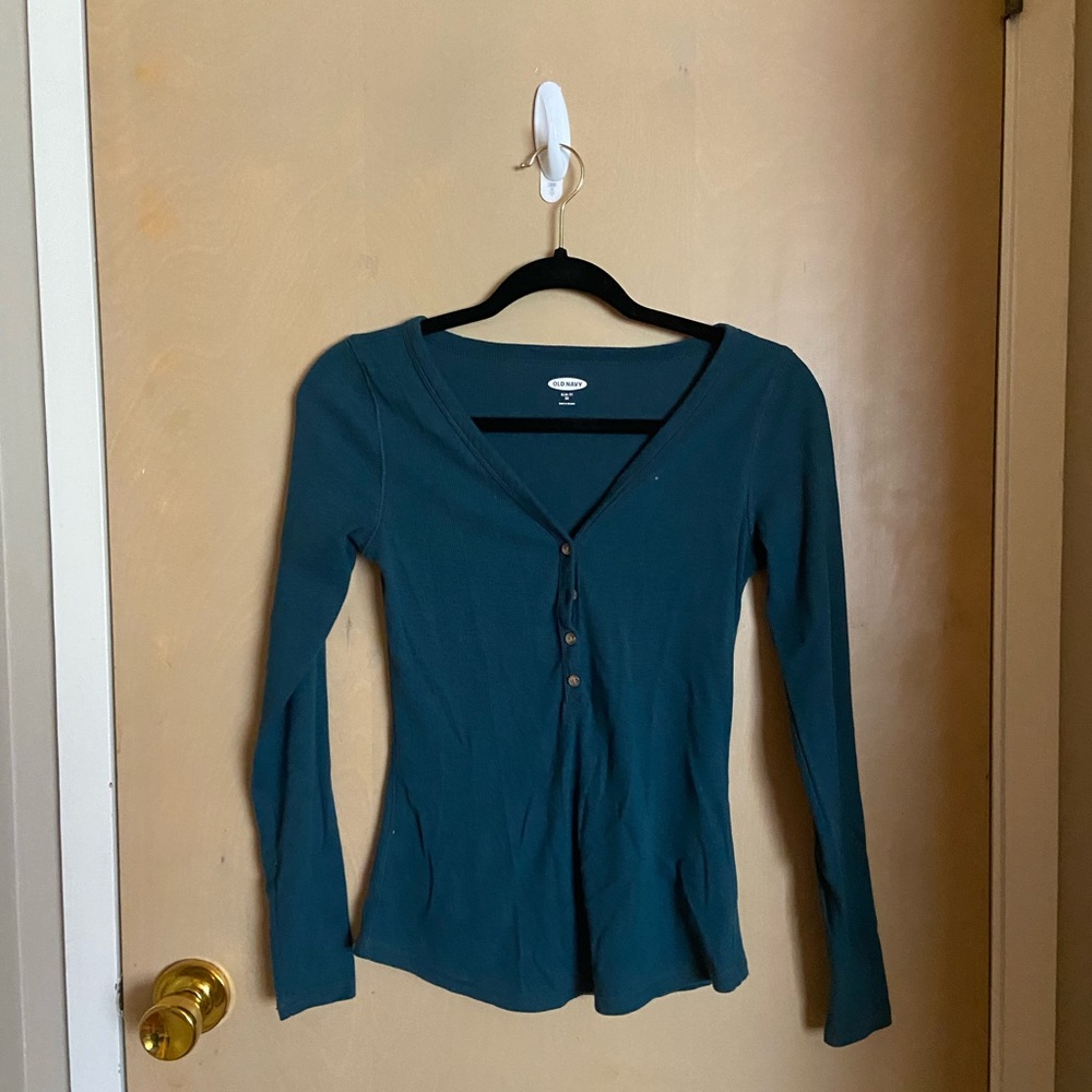 Fitted Long Sleeve Shirt